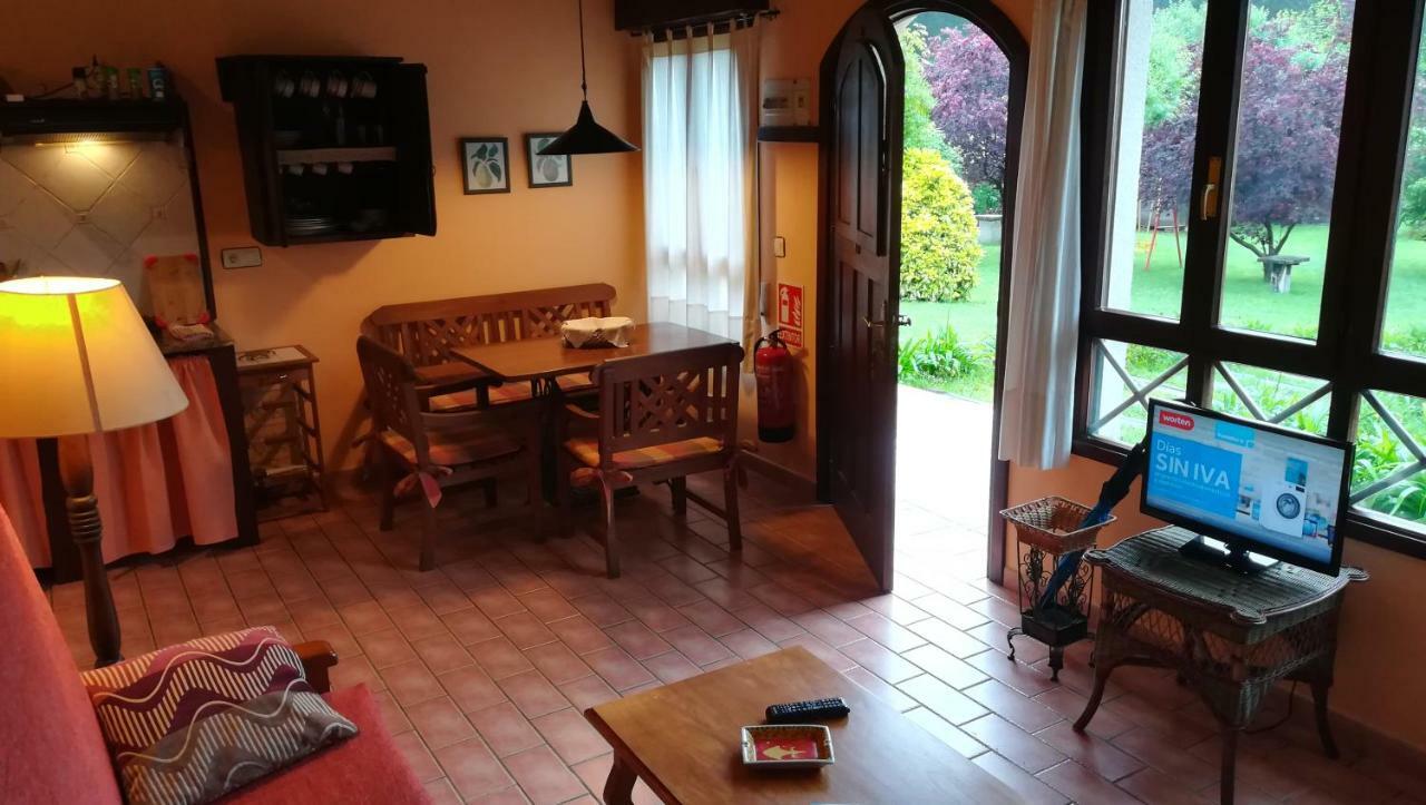 Apartamentos El Cueto Oviñana Exteriér fotografie
